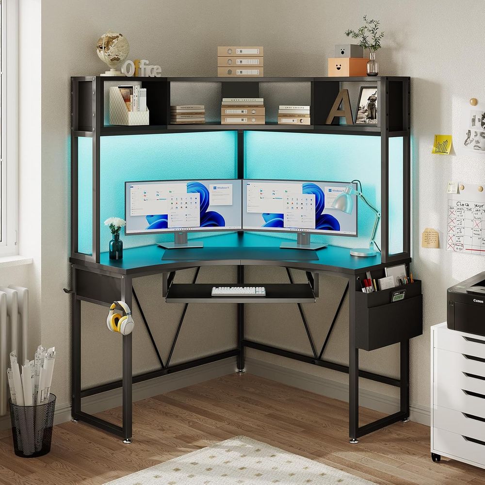 Gaming Desk With Hutch - Bureau, 39